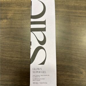 Saie Glowy Super Gel Illuminator 30 ml/1 fl oz NWT $10 Roseglow